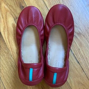 Burgundy Tieks size 7